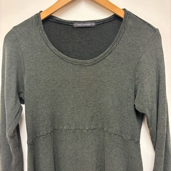 Cut Loose Waffle Knit Top - Picture 4 of 9